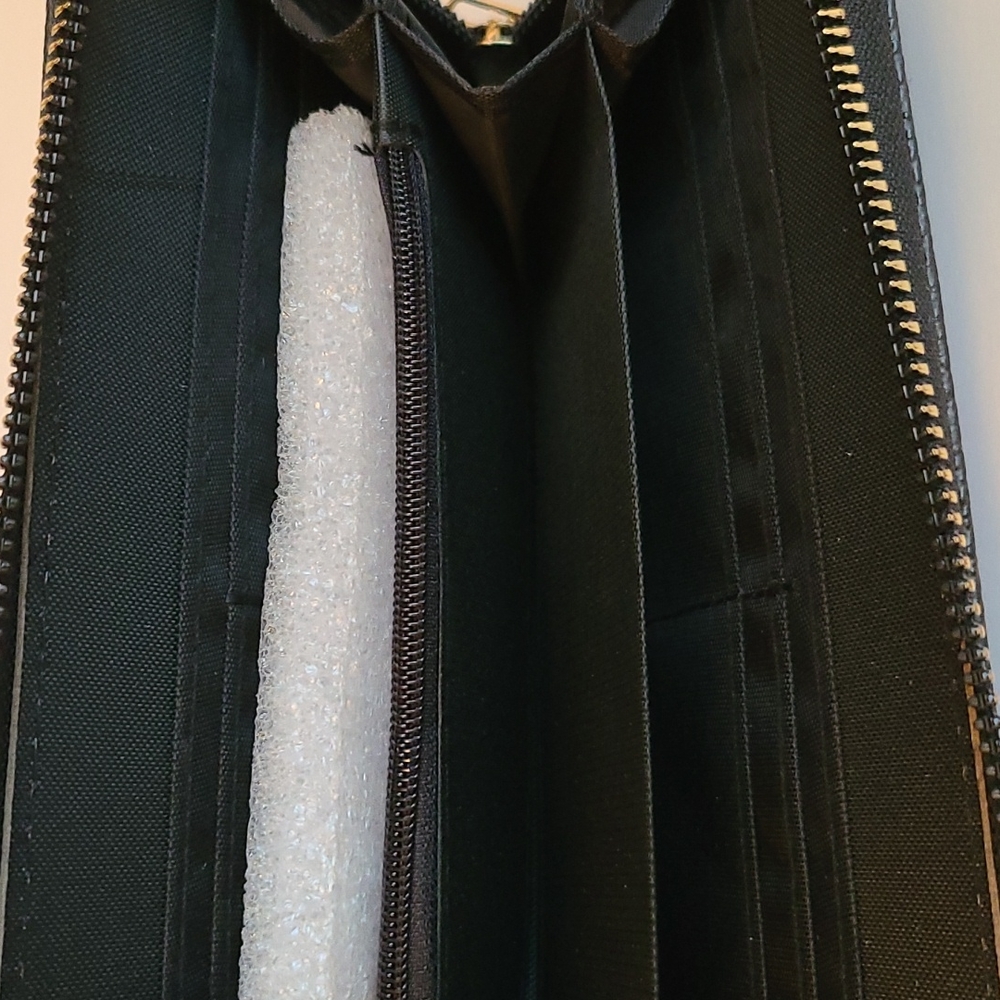 J'Adore Wallet - Picture 3 of 3